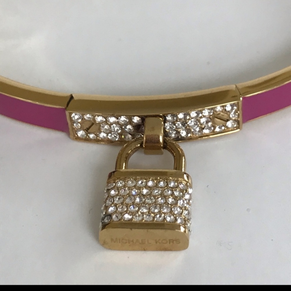 Brand New with tags Michael Kor Pink Enamel Braclet - Picture 4 of 7